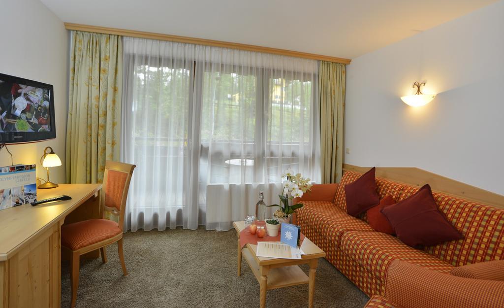 Hotel Diana Seefeld in Tirol Room photo