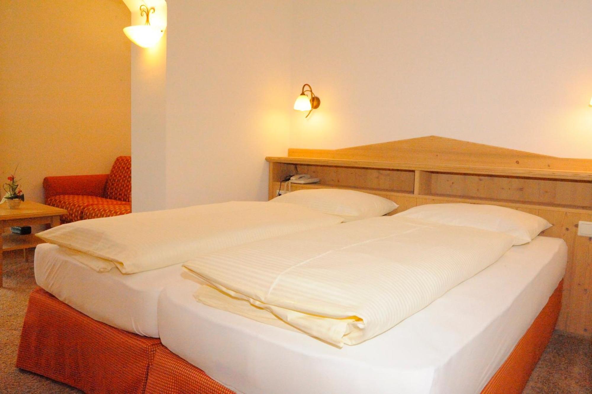 Hotel Diana Seefeld in Tirol Exterior photo