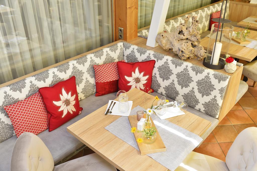 Hotel Diana Seefeld in Tirol Exterior photo